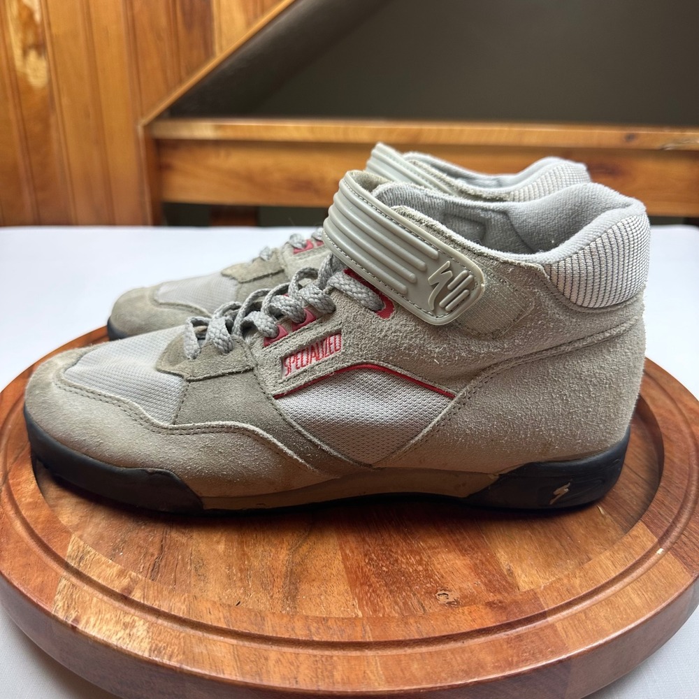 Specialized Vintage Biking Shoes Mens 9.5 Grey Red Leather Mid Top Cycling